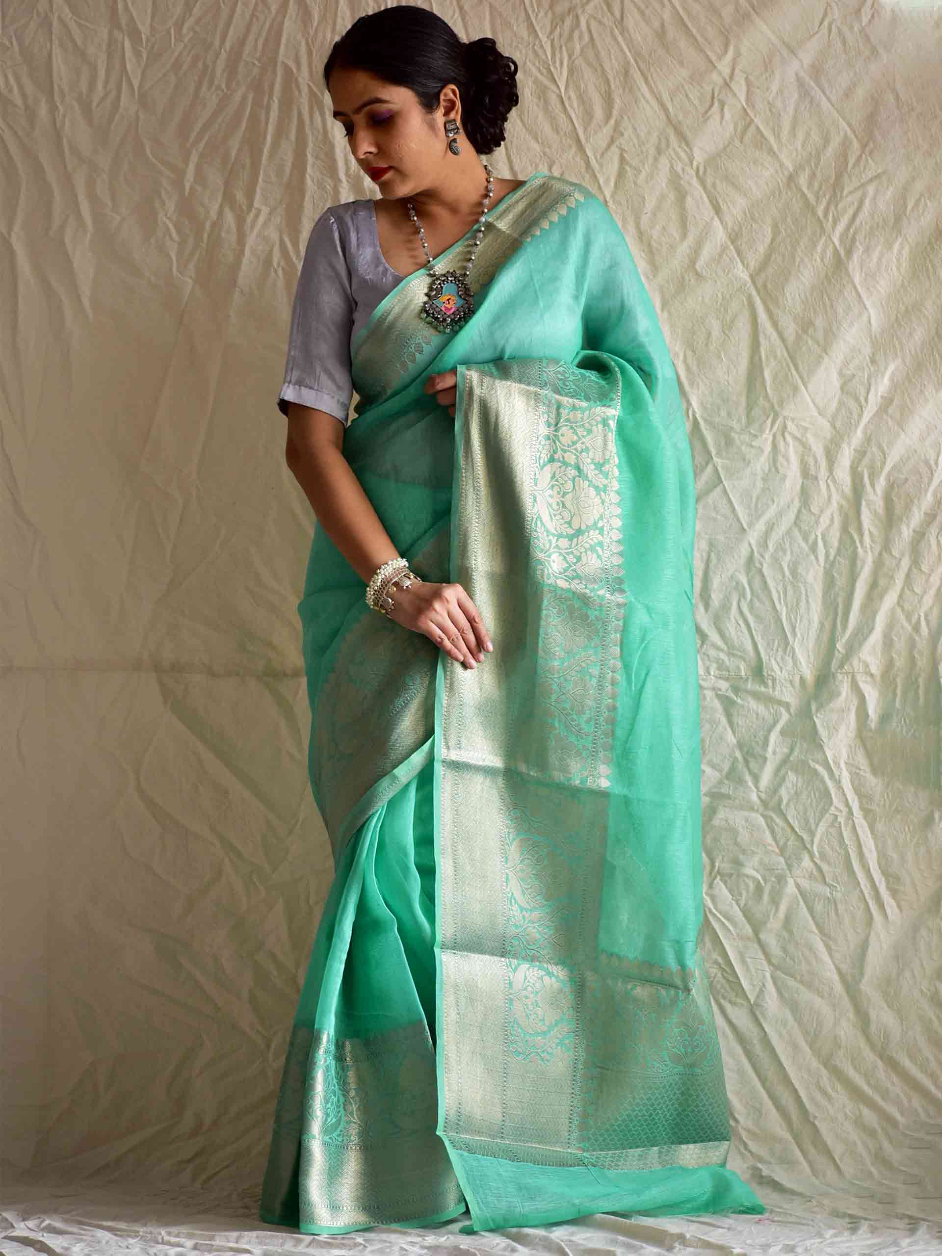 Rehbara - Linen zari Saree