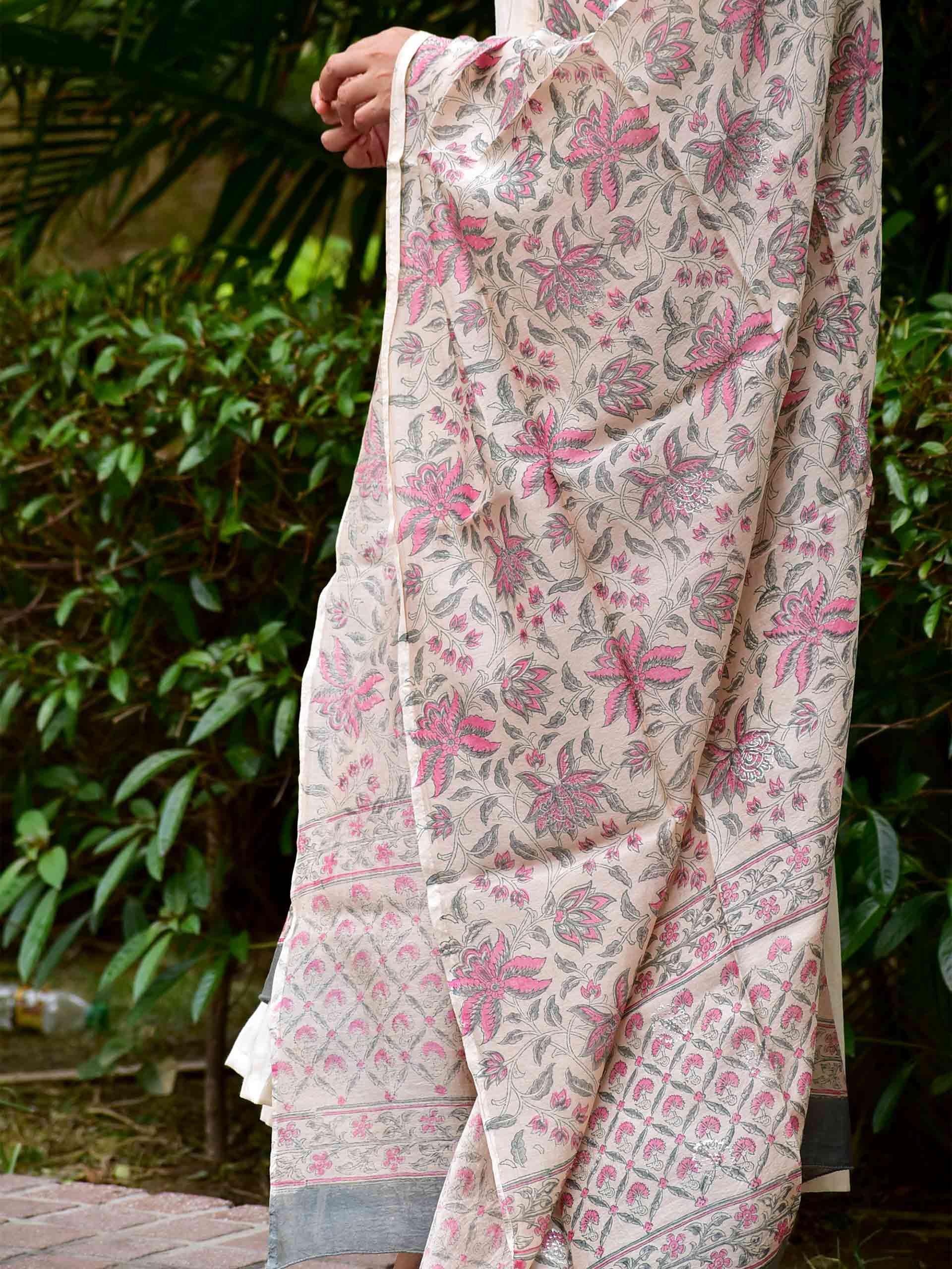 White Floral Dabu Chanderi Silk Dupatta