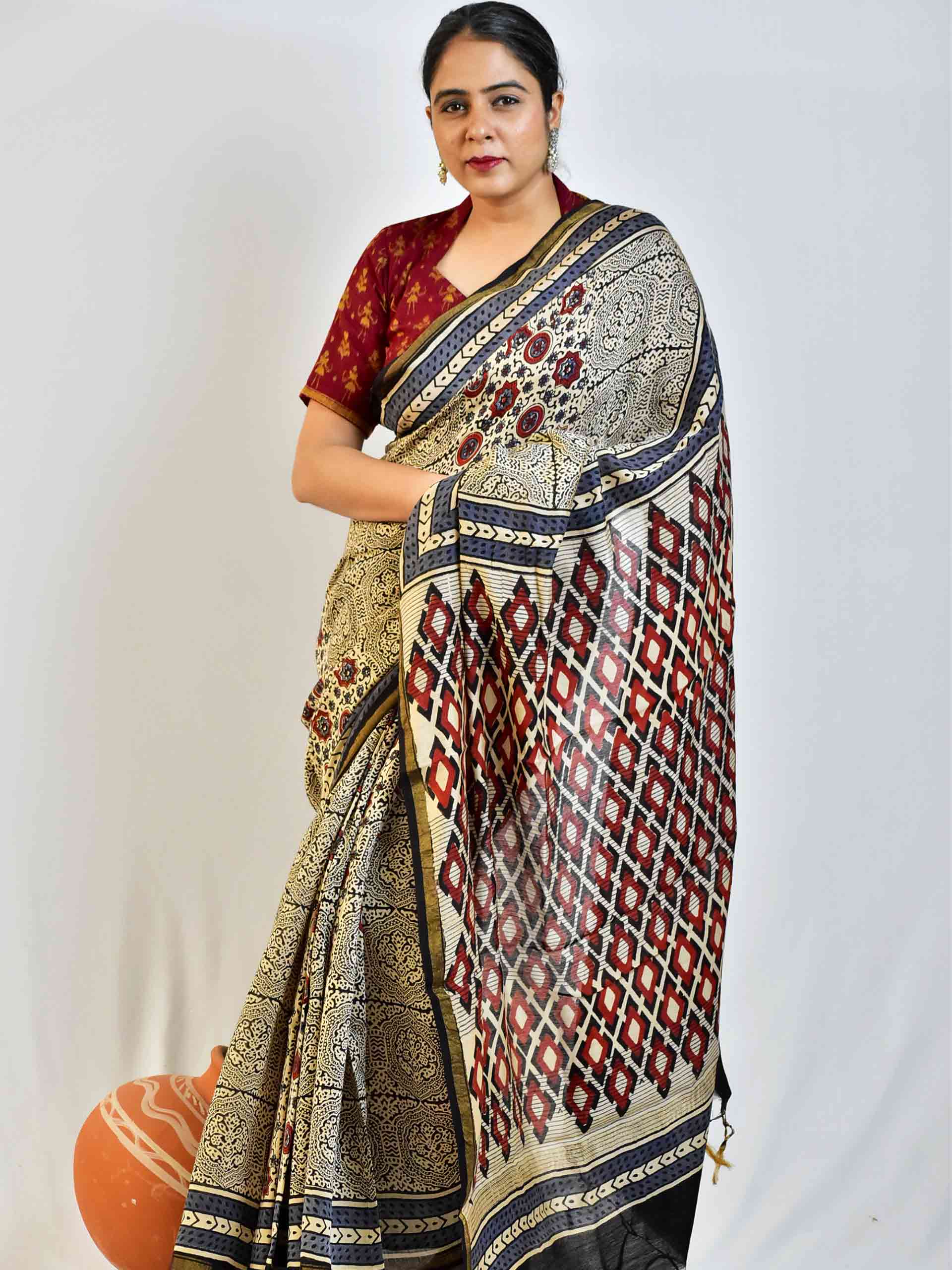 moti- Dabu Chanderi silk saree